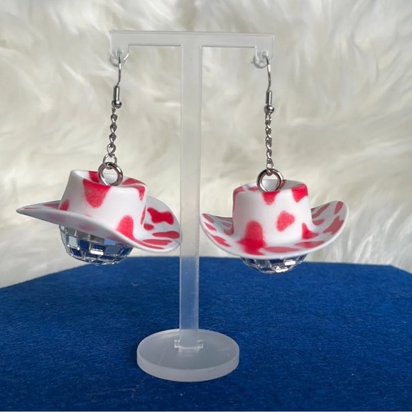 Jewelry - Disco red & white cowgirl hat earrings
